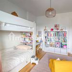 Affitto 5 camera appartamento di 134 m² in Torino