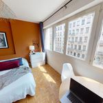 Rent 4 bedroom apartment in Lyon