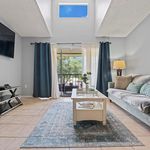 Rent 2 bedroom apartment of 90 m² in Pinellas