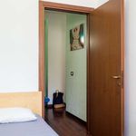 Rent a room of 57 m² in Milano