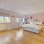 Rent 6 bedroom flat in Walton-on-Thames