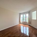 Rent 3 bedroom apartment of 197 m² in Richmond Hill