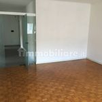 Affitto 4 camera casa di 130 m² in Trento