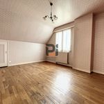 Rent 4 bedroom house of 101 m² in PLOERMEL