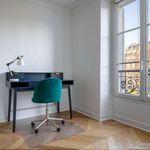 Appartement de 72 m² avec 2 chambre(s) en location à Paris