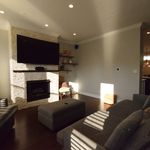 Rent 2 bedroom apartment in Chicago