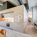 Rent 2 bedroom apartment of 88 m² in Barcelona