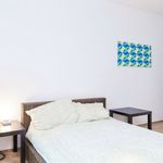 Miete 6 Schlafzimmer wohnung von 98 m² in Berlin
