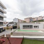 Rent 3 bedroom apartment of 1903 m² in Ourém