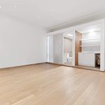 Rent 3 bedroom apartment of 405 m² in New York