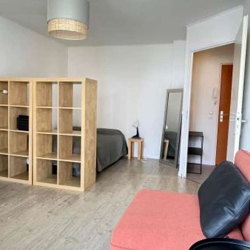 Location appartement 1 pièce 31 m² Metz (57000)