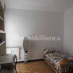 Rent 5 bedroom apartment of 170 m² in Genova