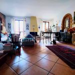 Affitto 3 camera appartamento di 116 m² in Bergamo