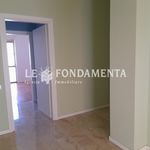 Rent 2 bedroom house of 140 m² in Crema