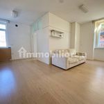 Affitto 3 camera appartamento di 75 m² in Rovereto