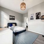 Rent a room of 295 m² in brussels