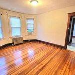 Rent 3 bedroom apartment of 1200 m² in Hartford