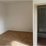 Appartement de 3104 m² avec 2 chambre(s) en location à Sérignan