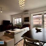 Affitto 4 camera appartamento di 127 m² in Roma