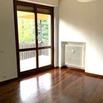 Rent 5 bedroom apartment of 230 m² in Milano