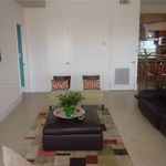 Rent 3 bedroom apartment of 2975 m² in Miami Beach