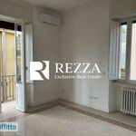 Affitto 6 camera appartamento di 200 m² in Roma