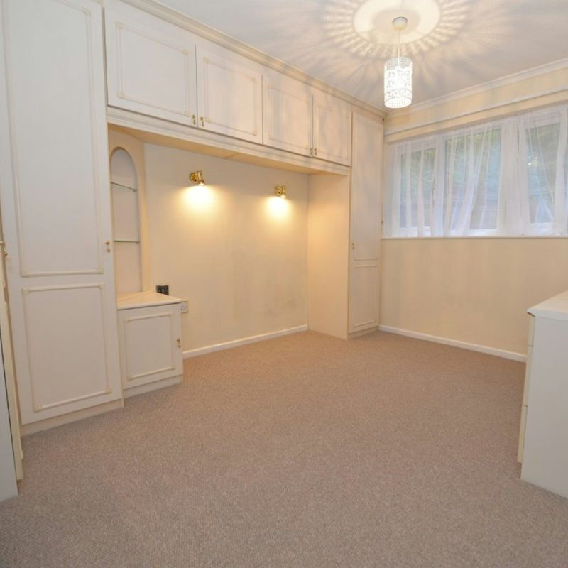 Flat to rent on Swanton Gardens Chandler's Ford,  Eastleigh,  SO53 Valley Park