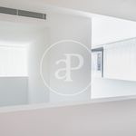 Rent 3 bedroom apartment of 230 m² in Barcelona