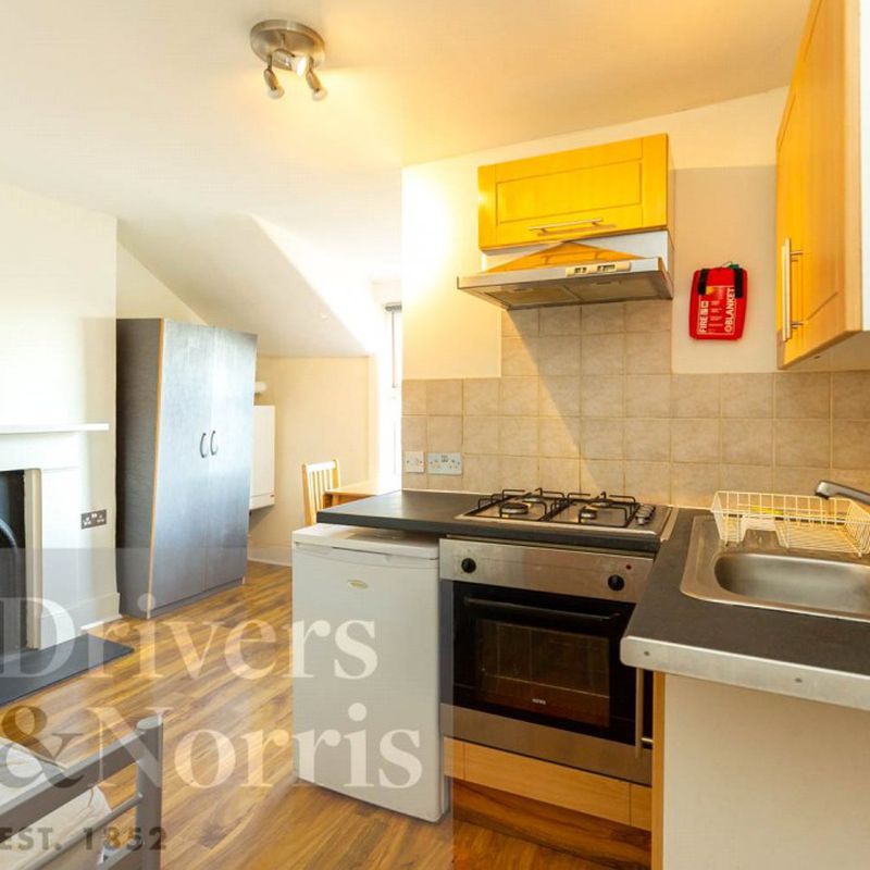 Flat/Apartment Under Offer Holloway Road, Archway £925 PCM Fees Apply