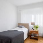 Rent 5 bedroom apartment of 70 m² in Zürich