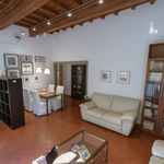 Rent 2 bedroom apartment of 86 m² in Firenze