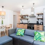 Rent a room of 77 m² in Zaragoza