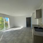 Rent 3 bedroom apartment of 56 m² in Saint-Maximin-la-Sainte-Baume