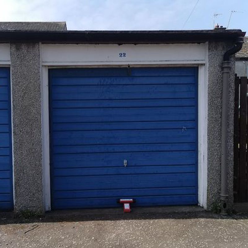 Parking/garage to rent in Muirhouse Bank, Ferry Road, Edinburgh EH4