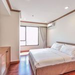Rent 3 bedroom apartment of 138 m² in Bangkok