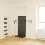 Pronajměte si 3 ložnic/e byt o rozloze 97 m² v Prague