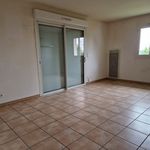 Rent 3 bedroom apartment of 61 m² in Montussan