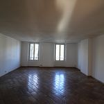 Appartement de 81 m² avec 3 chambre(s) en location à Hyères