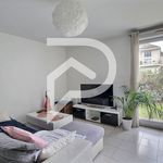 Rent 2 bedroom apartment of 45 m² in Montigny-le-Bretonneux