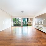 Rent 4 bedroom apartment of 211 m² in Western District