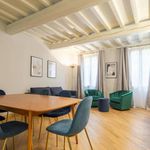 Affitto 3 camera appartamento di 120 m² in Firenze