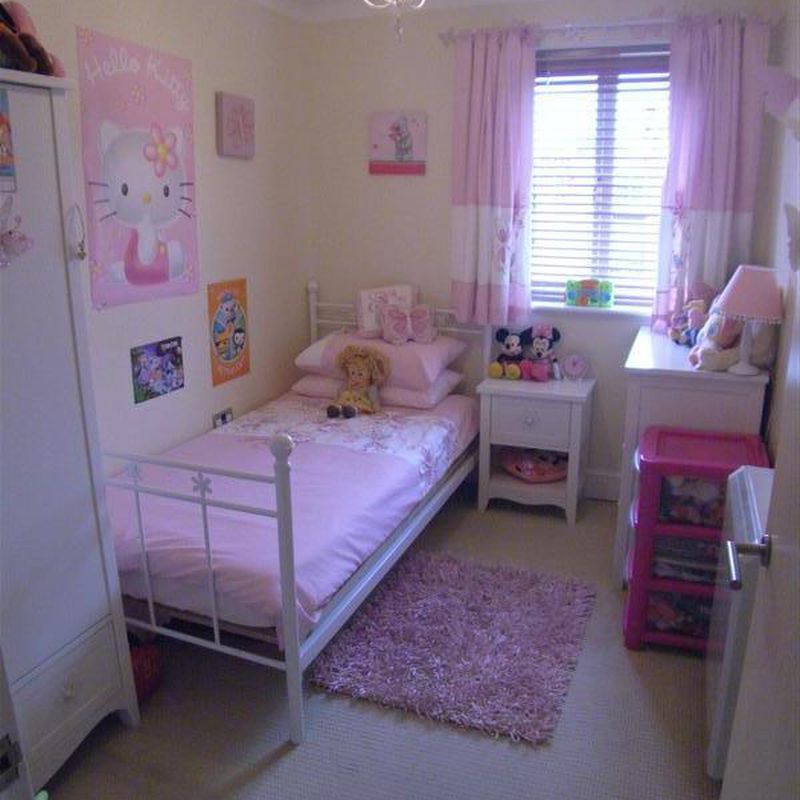 2 Bedroom Flat for rent at Avon House Avon Road Upminster Cranham