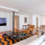 Rent 4 bedroom apartment of 200 m² in Los Yébenes