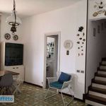 Rent 4 bedroom house of 100 m² in Terracina