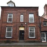 Rent 2 bedroom apartment in Warrington