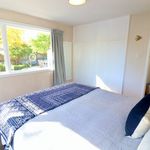 Rent 2 bedroom apartment of 718 m² in Christchurch
