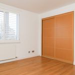 Rent 2 bedroom apartment in Milngavie