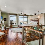 Rent 2 bedroom house of 261 m² in Long Beach