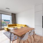 Pronajměte si 2 ložnic/e byt o rozloze 75 m² v Praha