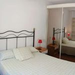 Rent 4 bedroom apartment of 109 m² in València